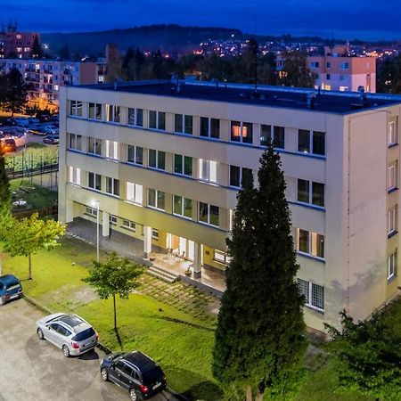 Hostel Favorit Tyn nad Vltavou Exterior photo